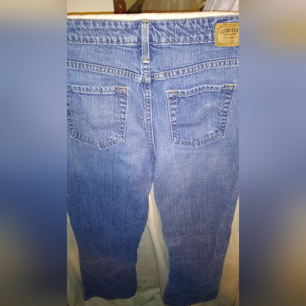 Levis Signature Jeans